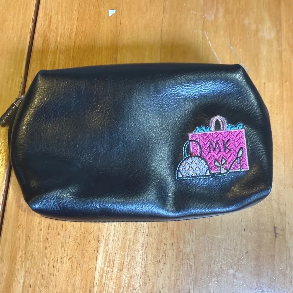 Mary Kay Black Girlfriend Cosmetic Bag Pink Interior Mesh Pockets Shopping Bag
